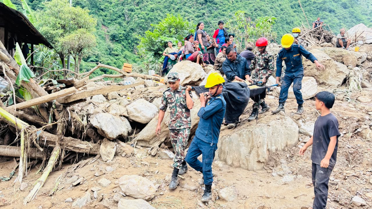 रोल्पा पहिरोः मृतकको संख्या १० पुग्यो, तीन अझै बेपत्ता